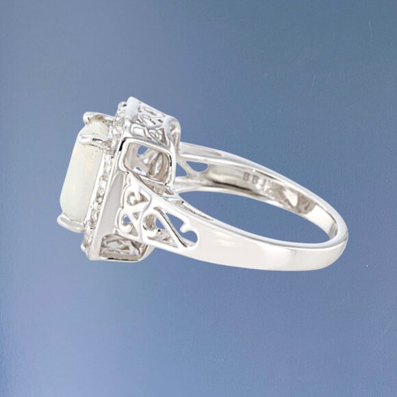 *VINTAGE* 2.06 ctw Ethiopian Opal Sterling Silver Ring - Picture 2 of 4